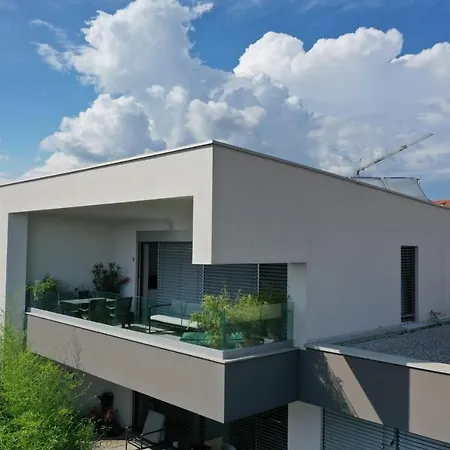 公寓 Astarte, 扎达尔