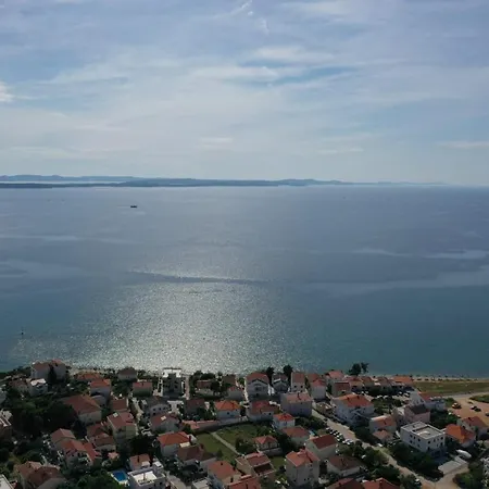 Daire Astarte, Zadar