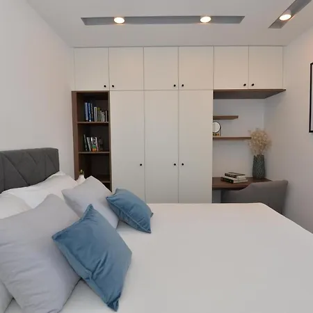 Appartement Astarte, *