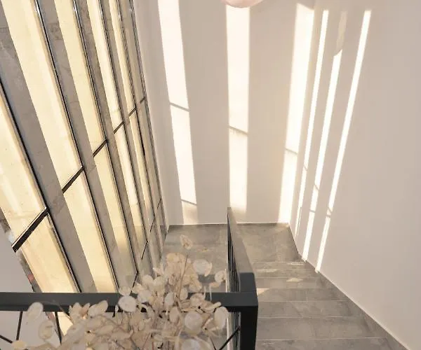 Astarte, Lägenhet Zadar